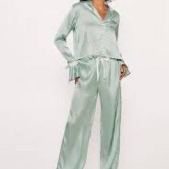 Nasty Gal Other - Nasty Gal Sage Satin Cuffed Velvet Contrast Tie Pajamas (14)